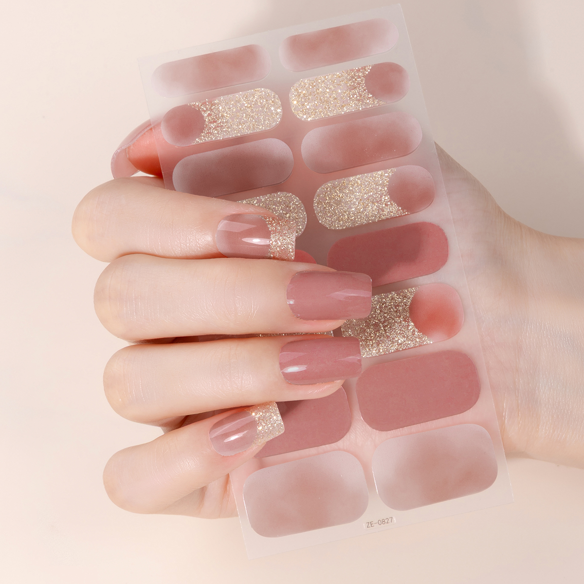 16Tips Full Cover French Nail  - مراجعة Full Cover Adhesive وسعره